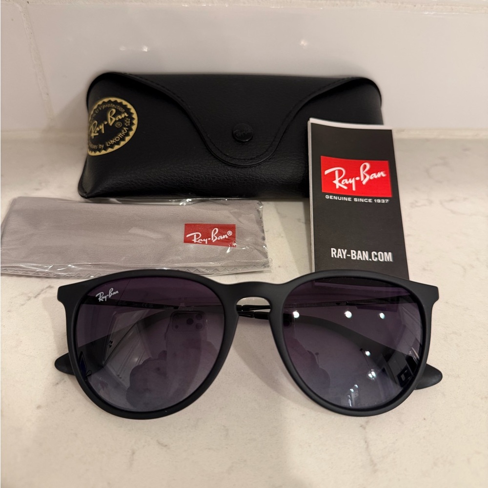 Ray Ban Erika classic women’s sunglasses